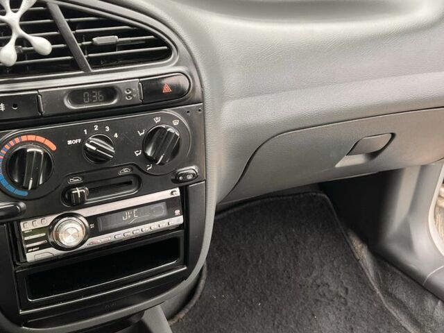 Сірий Деу Сенс, об'ємом двигуна 1.5 л та пробігом 187 тис. км за 3200 $, фото 12 на Automoto.ua