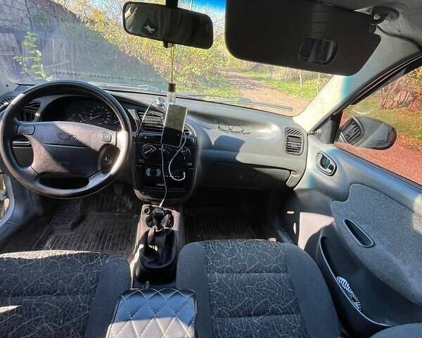 Серый Дэу Сенс, объемом двигателя 1.6 л и пробегом 180 тыс. км за 2600 $, фото 4 на Automoto.ua