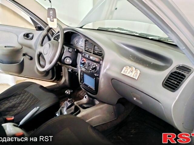 Серый Дэу Сенс, объемом двигателя 1.4 л и пробегом 180 тыс. км за 2100 $, фото 1 на Automoto.ua