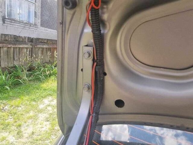 Серый Дэу Сенс, объемом двигателя 1.4 л и пробегом 165 тыс. км за 2550 $, фото 15 на Automoto.ua