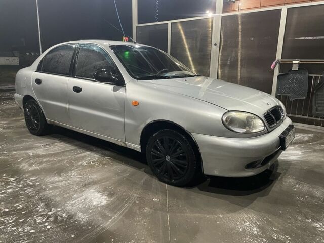 Серый Дэу Сенс, объемом двигателя 1.5 л и пробегом 300 тыс. км за 1600 $, фото 1 на Automoto.ua