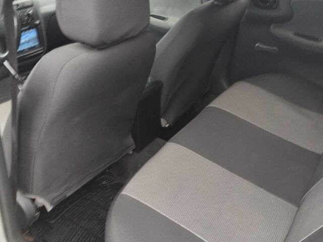 Сірий Деу Сенс, об'ємом двигуна 1.6 л та пробігом 237 тис. км за 1500 $, фото 5 на Automoto.ua