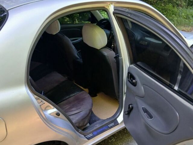 Серый Дэу Сенс, объемом двигателя 1.4 л и пробегом 190 тыс. км за 1800 $, фото 1 на Automoto.ua