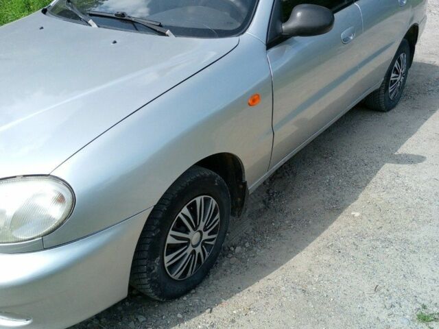 Серый Дэу Сенс, объемом двигателя 1.5 л и пробегом 248 тыс. км за 1550 $, фото 1 на Automoto.ua