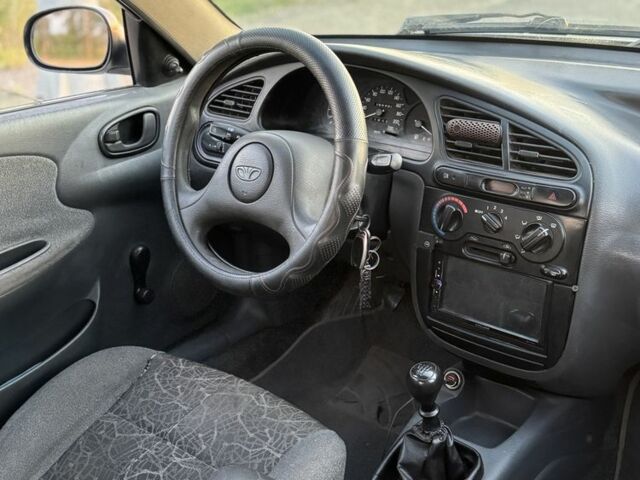Сірий Деу Сенс, об'ємом двигуна 1.5 л та пробігом 192 тис. км за 1651 $, фото 4 на Automoto.ua