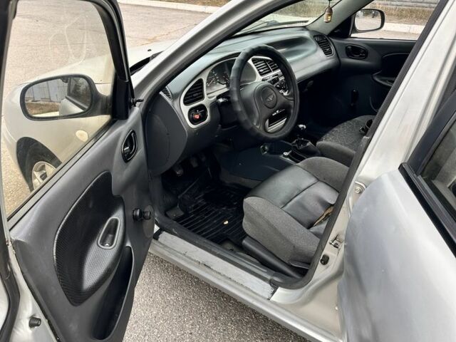 Сірий Деу Сенс, об'ємом двигуна 1.5 л та пробігом 266 тис. км за 1450 $, фото 4 на Automoto.ua