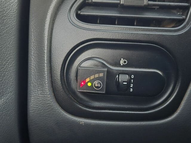 Сірий Деу Сенс, об'ємом двигуна 1.6 л та пробігом 240 тис. км за 2699 $, фото 20 на Automoto.ua