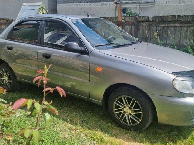 Серый Дэу Сенс, объемом двигателя 1.4 л и пробегом 165 тыс. км за 2550 $, фото 1 на Automoto.ua