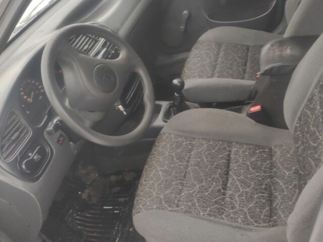 Серый Дэу Сенс, объемом двигателя 1.5 л и пробегом 200 тыс. км за 1350 $, фото 3 на Automoto.ua