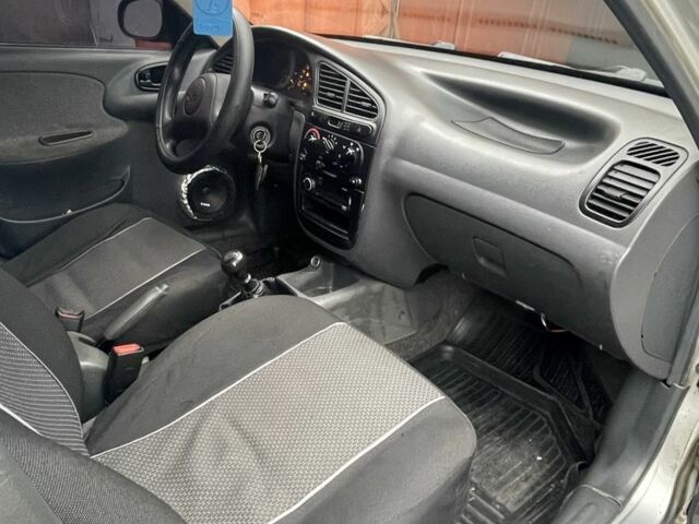 Серый Дэу Сенс, объемом двигателя 1.5 л и пробегом 247 тыс. км за 2000 $, фото 4 на Automoto.ua