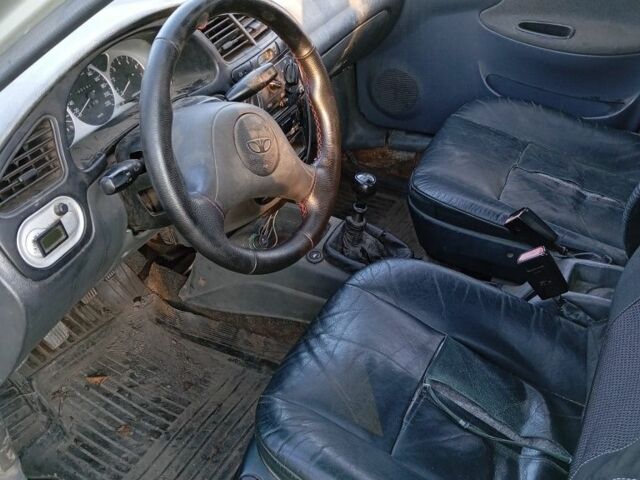 Серый Дэу Сенс, объемом двигателя 1.5 л и пробегом 220 тыс. км за 454 $, фото 6 на Automoto.ua