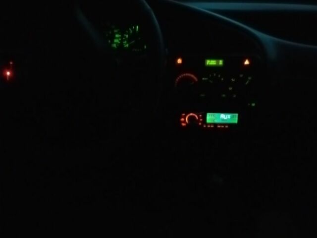 Серый Дэу Сенс, объемом двигателя 1.5 л и пробегом 260 тыс. км за 1537 $, фото 7 на Automoto.ua