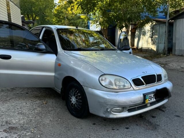 Серый Дэу Сенс, объемом двигателя 1.5 л и пробегом 107 тыс. км за 2000 $, фото 1 на Automoto.ua