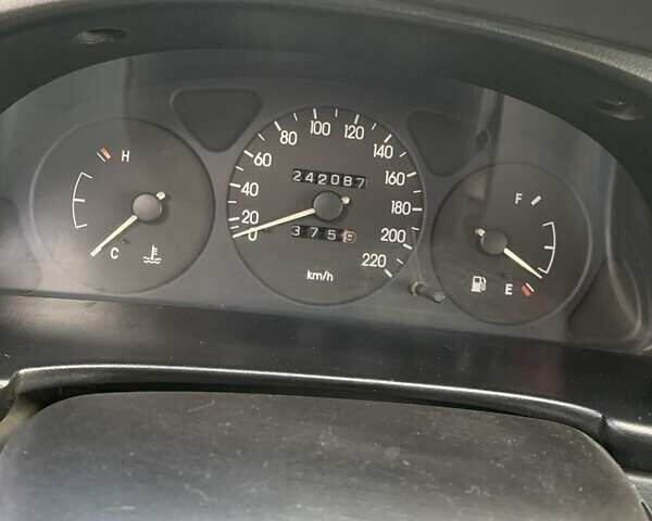 Дэу Сенс 2008 в Павлограде на Automoto.ua Серый Дэу Сенс, объемом двигателя 1.5 л и пробегом 242 тыс. км за 2400 $, фото 5 на Automoto.ua