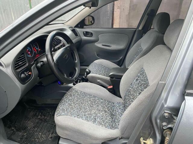 Сірий Деу Сенс, об'ємом двигуна 1.5 л та пробігом 33 тис. км за 3999 $, фото 2 на Automoto.ua