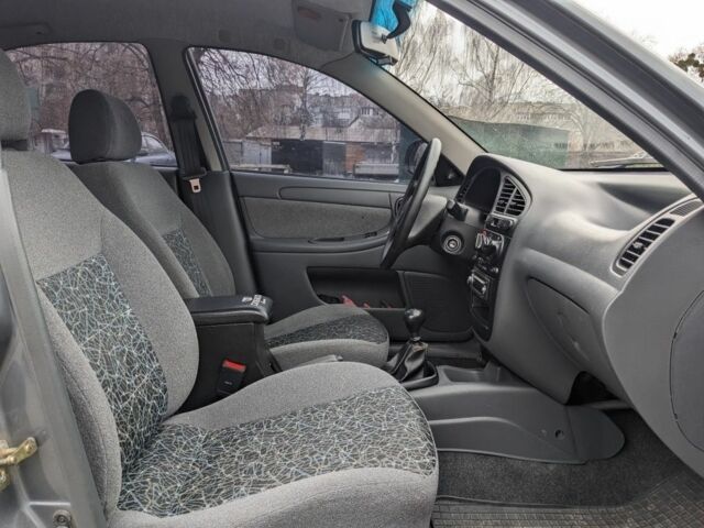 Сірий Деу Сенс, об'ємом двигуна 1.5 л та пробігом 139 тис. км за 3200 $, фото 19 на Automoto.ua