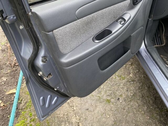 Серый Дэу Сенс, объемом двигателя 1.6 л и пробегом 244 тыс. км за 2200 $, фото 6 на Automoto.ua