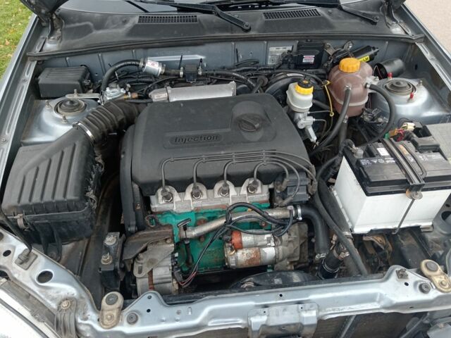 Сірий Деу Сенс, об'ємом двигуна 1.3 л та пробігом 105 тис. км за 2500 $, фото 2 на Automoto.ua