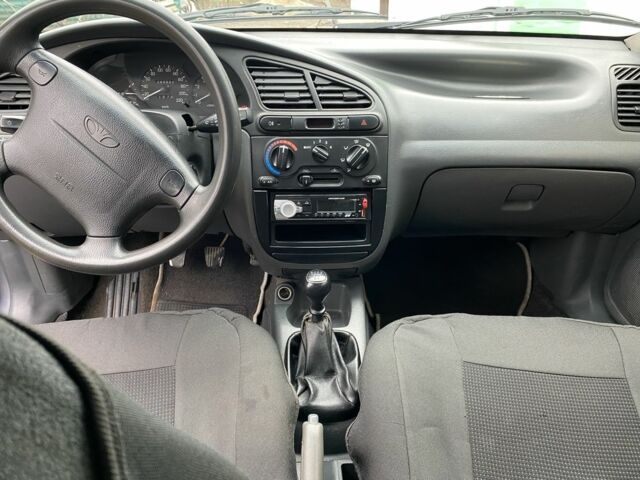 Серый Дэу Сенс, объемом двигателя 1.6 л и пробегом 244 тыс. км за 2200 $, фото 2 на Automoto.ua