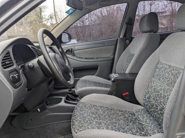 Сірий Деу Сенс, об'ємом двигуна 1.5 л та пробігом 139 тис. км за 3200 $, фото 17 на Automoto.ua