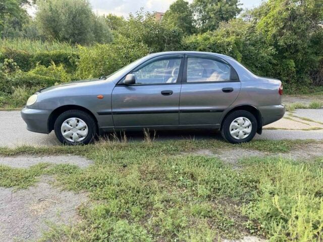 Сірий Деу Сенс, об'ємом двигуна 1.6 л та пробігом 205 тис. км за 2250 $, фото 2 на Automoto.ua