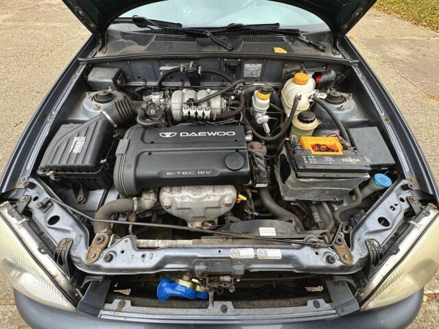 Сірий Деу Сенс, об'ємом двигуна 1.6 л та пробігом 240 тис. км за 2700 $, фото 9 на Automoto.ua