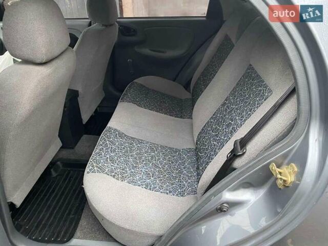 Сірий Деу Сенс, об'ємом двигуна 1.5 л та пробігом 33 тис. км за 3999 $, фото 5 на Automoto.ua