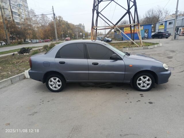 Серый Дэу Сенс, объемом двигателя 1.5 л и пробегом 224 тыс. км за 2400 $, фото 3 на Automoto.ua