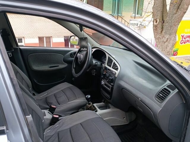 Серый Дэу Сенс, объемом двигателя 1 л и пробегом 161 тыс. км за 1850 $, фото 3 на Automoto.ua