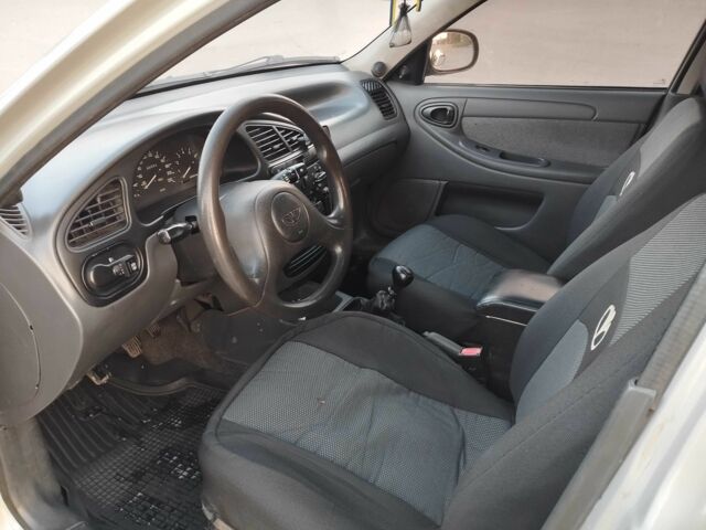 Серый Дэу Сенс, объемом двигателя 1.5 л и пробегом 132 тыс. км за 2300 $, фото 5 на Automoto.ua