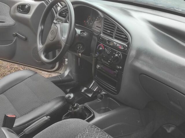 Сірий Деу Сенс, об'ємом двигуна 1.5 л та пробігом 156 тис. км за 1950 $, фото 13 на Automoto.ua