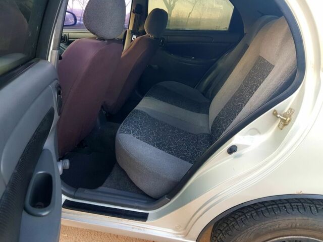 Сірий Деу Сенс, об'ємом двигуна 1.6 л та пробігом 120 тис. км за 3500 $, фото 16 на Automoto.ua