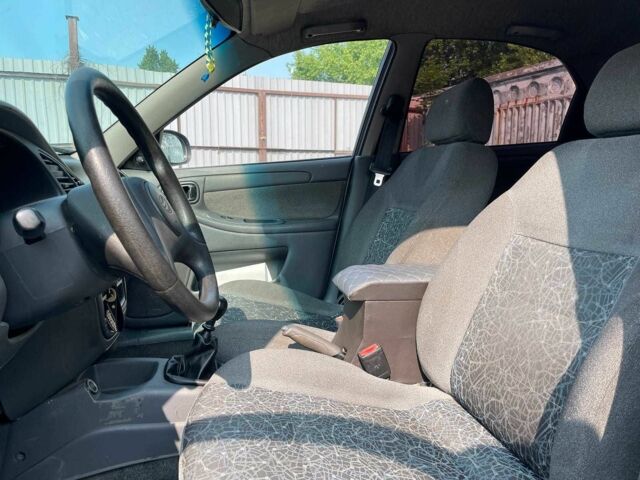 Сірий Деу Сенс, об'ємом двигуна 1.6 л та пробігом 193 тис. км за 1890 $, фото 10 на Automoto.ua