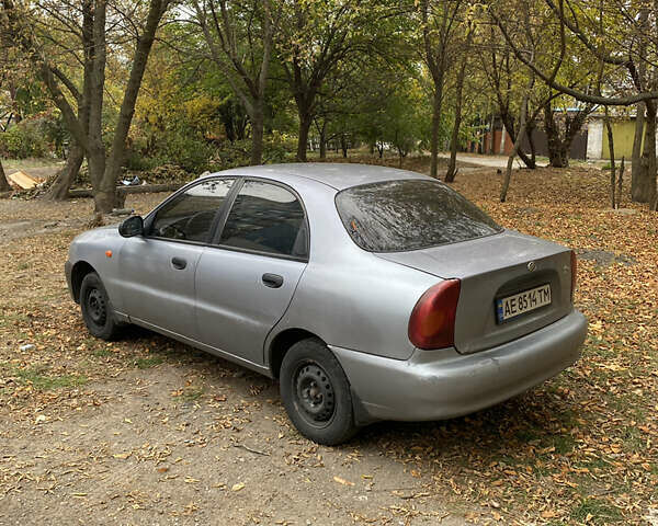 Дэу Сенс 2010 в Днепре (Днепропетровске) на Automoto.ua Серый Дэу Сенс, объемом двигателя 1.3 л и пробегом 208 тыс. км за 1150 $, фото 3 на Automoto.ua