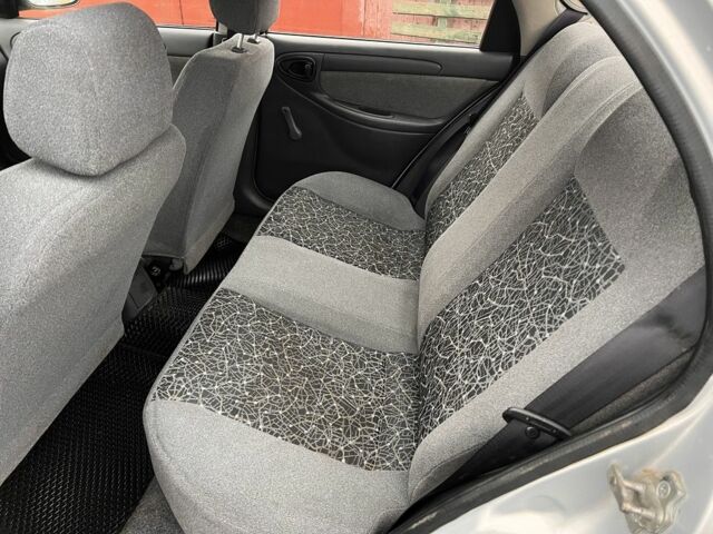 Сірий Деу Сенс, об'ємом двигуна 1.5 л та пробігом 66 тис. км за 3500 $, фото 7 на Automoto.ua