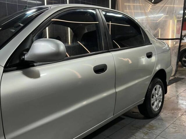 Серый Дэу Сенс, объемом двигателя 1.6 л и пробегом 270 тыс. км за 1700 $, фото 3 на Automoto.ua