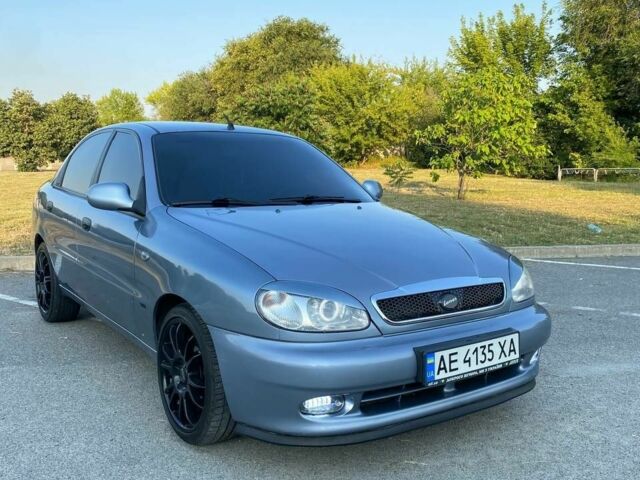Сірий Деу Сенс, об'ємом двигуна 1.6 л та пробігом 194 тис. км за 3699 $, фото 4 на Automoto.ua
