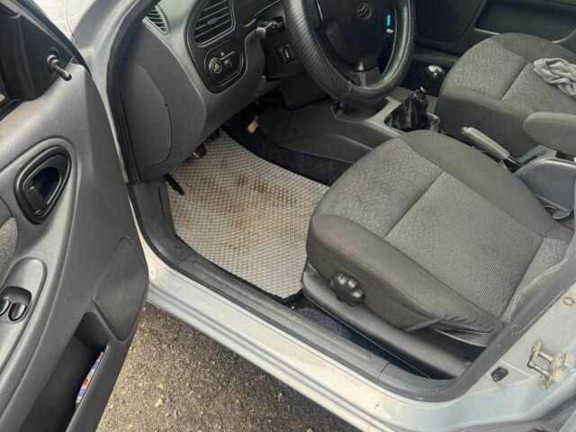 Сірий Деу Сенс, об'ємом двигуна 1.5 л та пробігом 191 тис. км за 2850 $, фото 4 на Automoto.ua