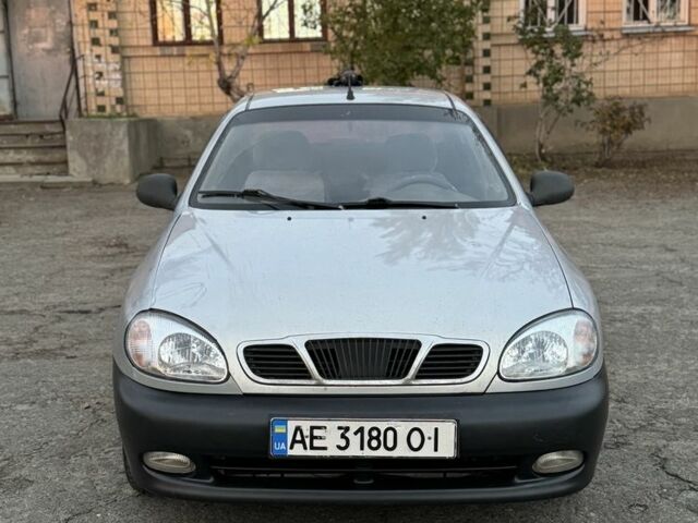 Серый Дэу Сенс, объемом двигателя 1.3 л и пробегом 200 тыс. км за 1550 $, фото 1 на Automoto.ua