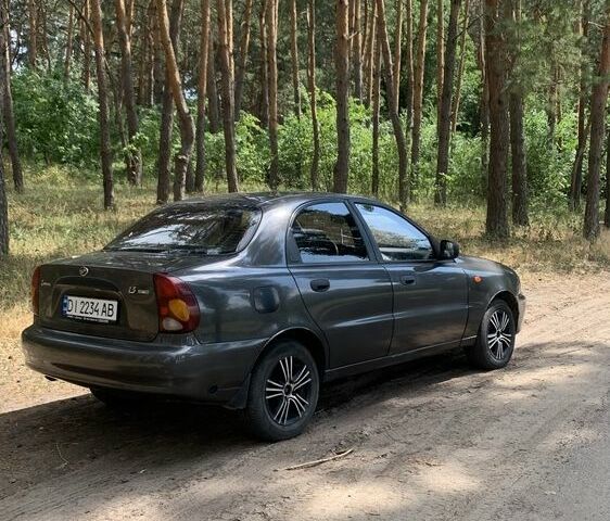 Серый Дэу Сенс, объемом двигателя 1.5 л и пробегом 200 тыс. км за 3200 $, фото 2 на Automoto.ua
