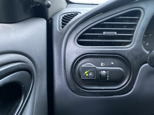 Сірий Деу Сенс, об'ємом двигуна 1.5 л та пробігом 170 тис. км за 2600 $, фото 19 на Automoto.ua