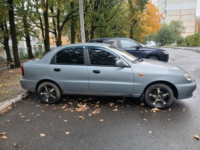 Сірий Деу Сенс, об'ємом двигуна 1.3 л та пробігом 152 тис. км за 2100 $, фото 2 на Automoto.ua