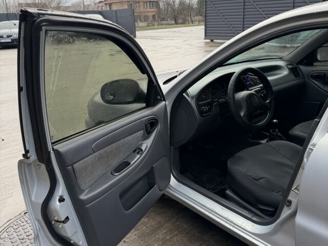 Серый Дэу Сенс, объемом двигателя 1.5 л и пробегом 198 тыс. км за 2999 $, фото 11 на Automoto.ua