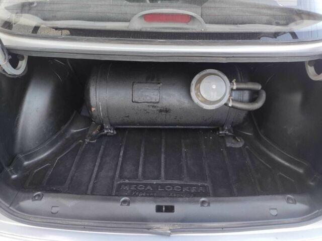 Серый Дэу Сенс, объемом двигателя 1.3 л и пробегом 188 тыс. км за 2100 $, фото 10 на Automoto.ua