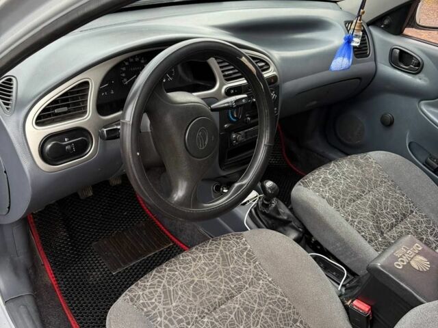 Серый Дэу Сенс, объемом двигателя 1.3 л и пробегом 1000 тыс. км за 2350 $, фото 6 на Automoto.ua