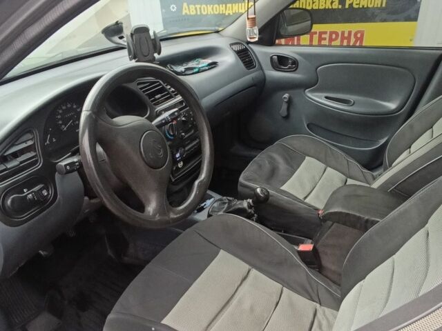 Сірий Деу Сенс, об'ємом двигуна 1.5 л та пробігом 158 тис. км за 3300 $, фото 4 на Automoto.ua