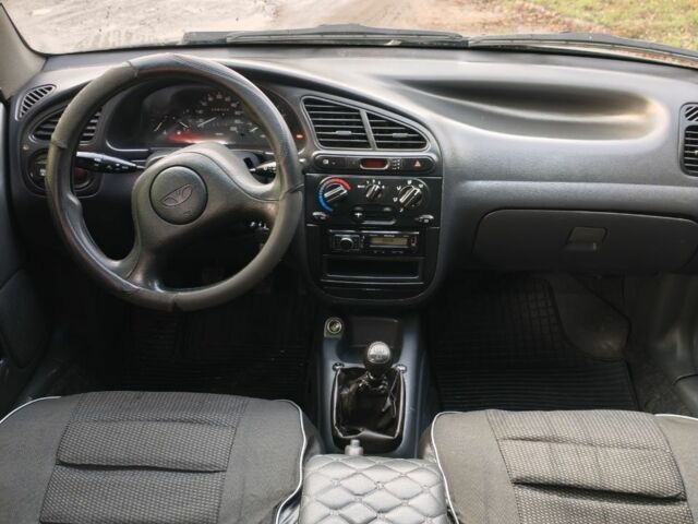 Серый Дэу Сенс, объемом двигателя 1.5 л и пробегом 200 тыс. км за 2650 $, фото 5 на Automoto.ua