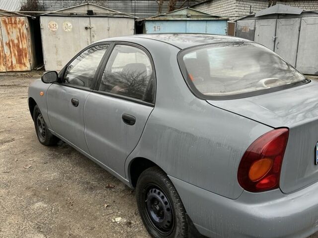 Сірий Деу Сенс, об'ємом двигуна 1.5 л та пробігом 194 тис. км за 1999 $, фото 4 на Automoto.ua