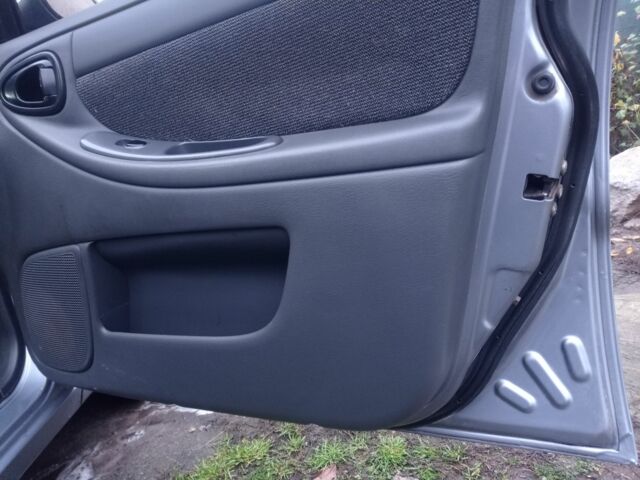 Серый Дэу Сенс, объемом двигателя 1.5 л и пробегом 206 тыс. км за 3200 $, фото 7 на Automoto.ua