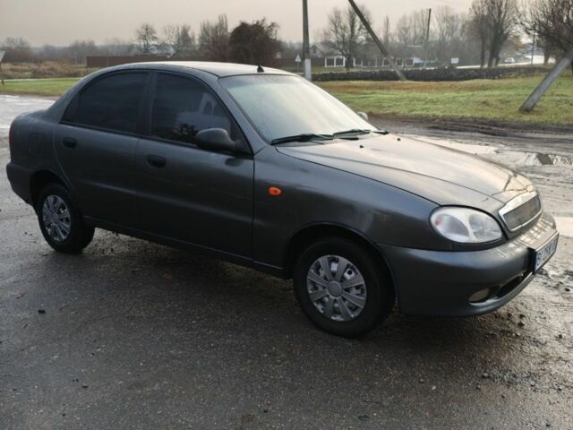 Серый Дэу Сенс, объемом двигателя 1.5 л и пробегом 200 тыс. км за 2650 $, фото 4 на Automoto.ua